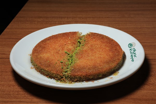 Fıstıklı Künefe